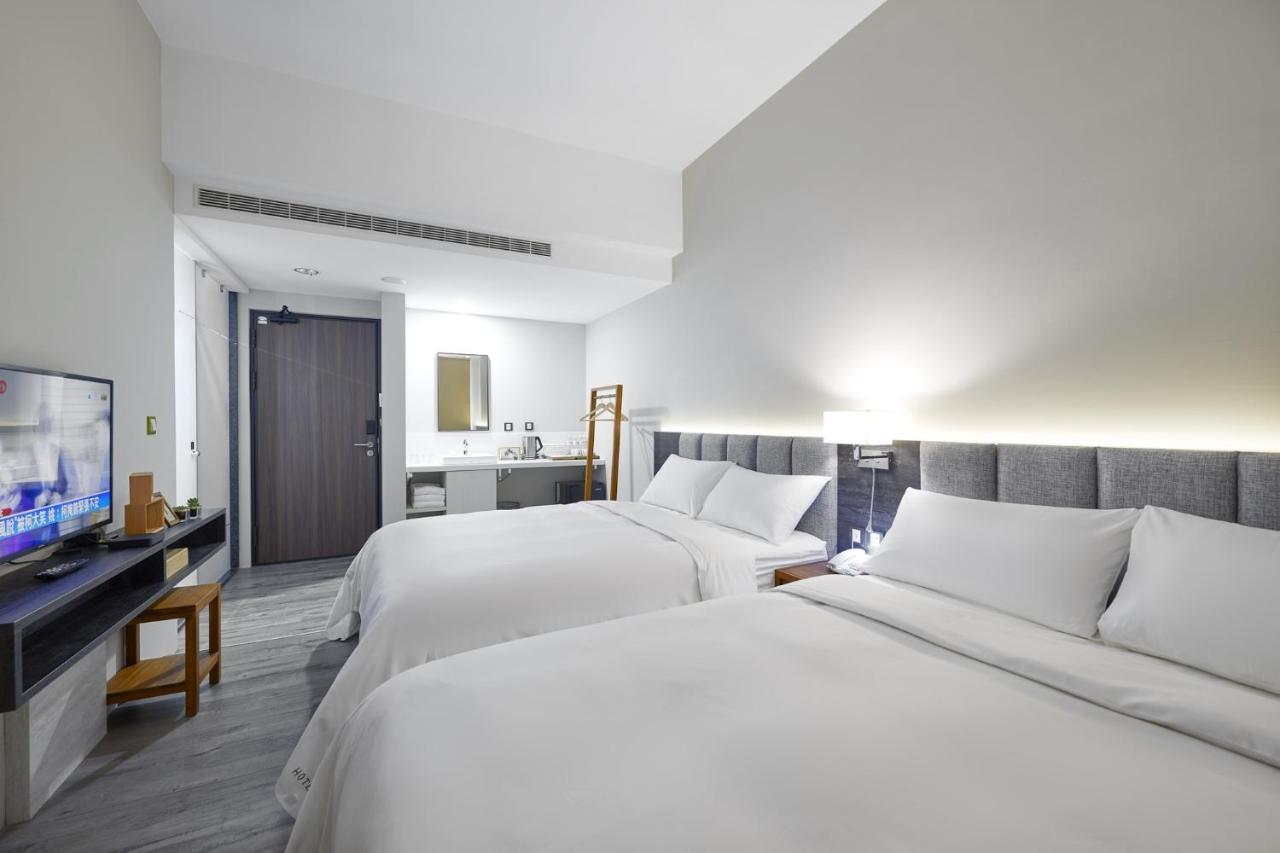 Hotel Z Taichung Luaran gambar