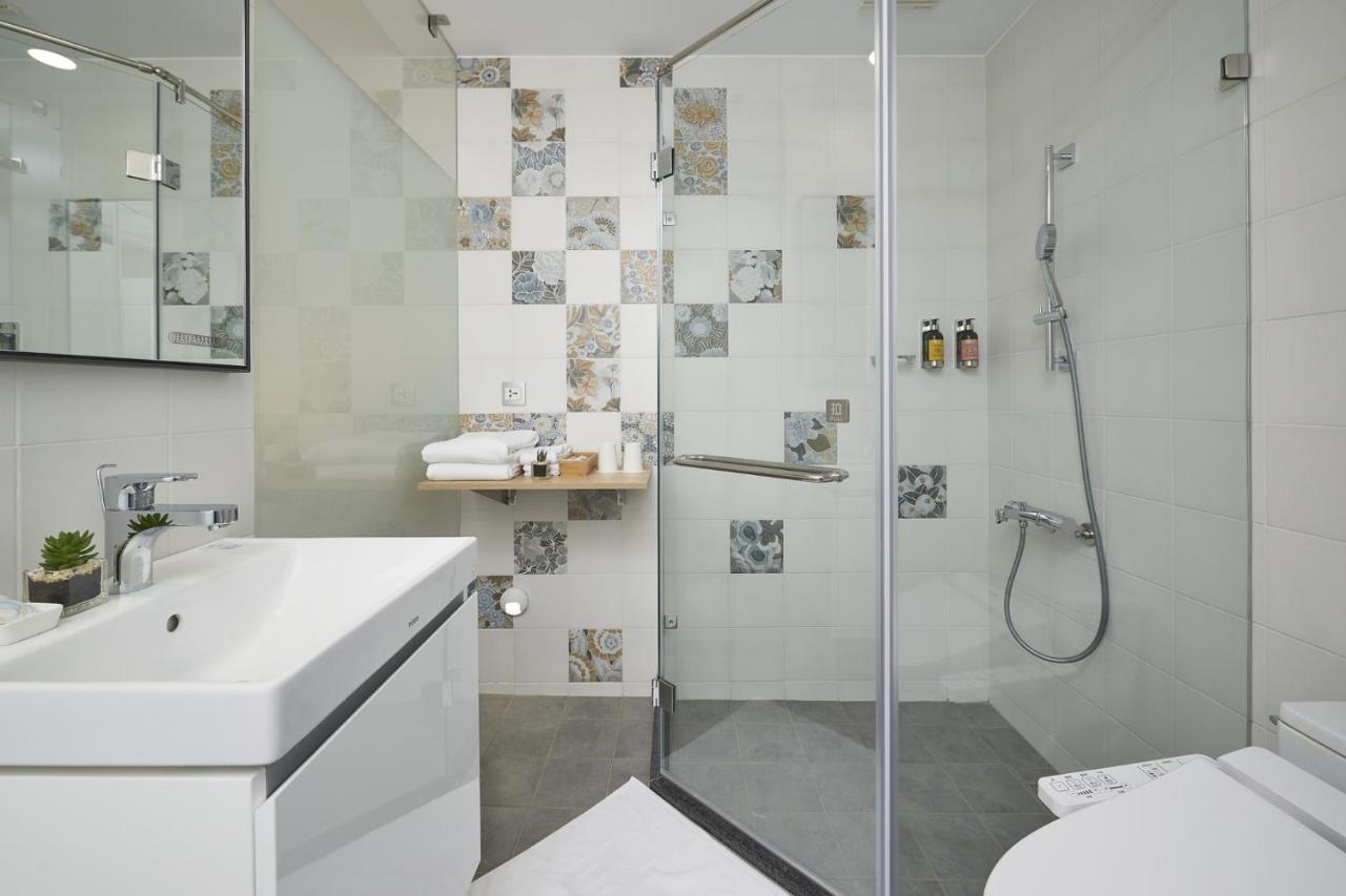 Hotel Z Taichung Luaran gambar